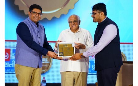 NITEK Interactive Flat Panel: Gujarat’s Pride Leading India’s Smart Classroom Revolution